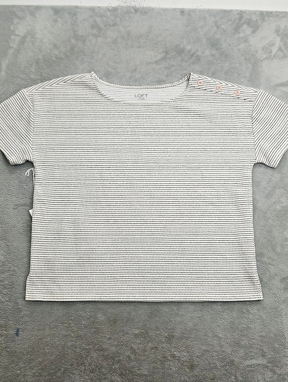 LOFT Outlet Striped Short Sleeve Top in White & Black Size Medium NWT
